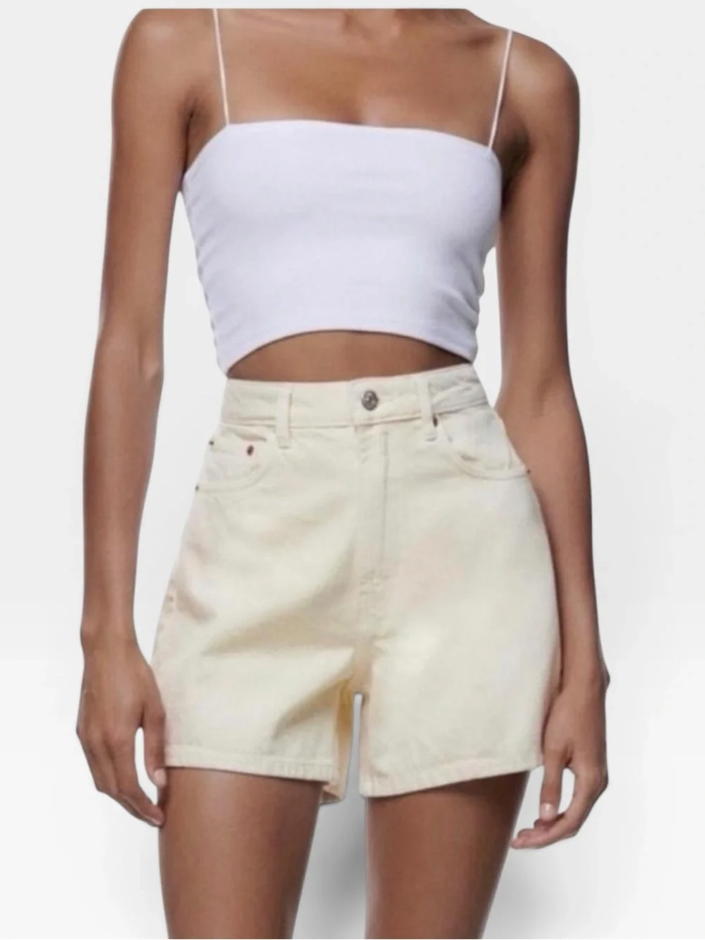 ZARA High Rise 100% Cotton Denim Jean Short | 5 Pocket Styling | Cream | Size 8